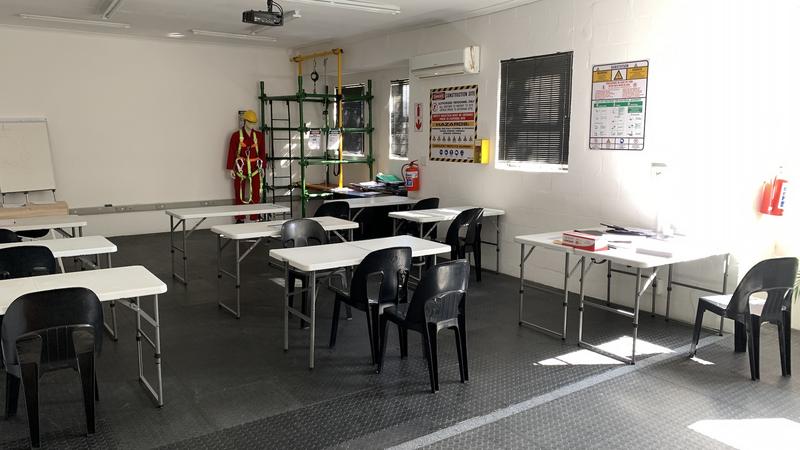 To Let Commercial Property for Rent in Maitland Western Cape